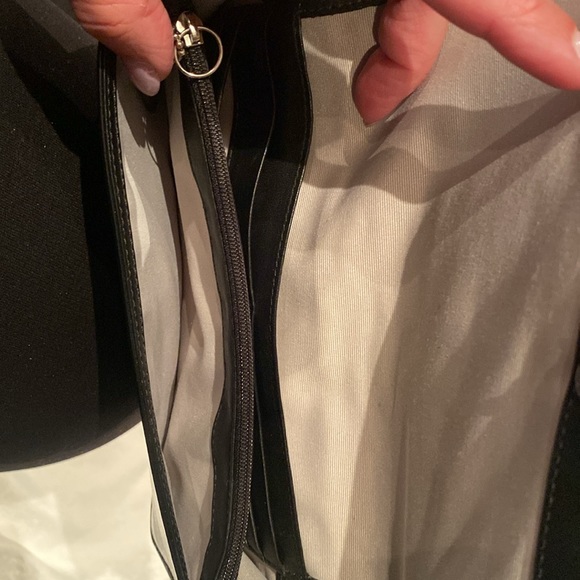 Coach clutch - Picture 3 of 3